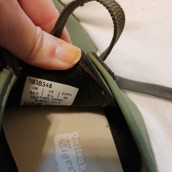 Closet clean out! - Picture 8 of 8